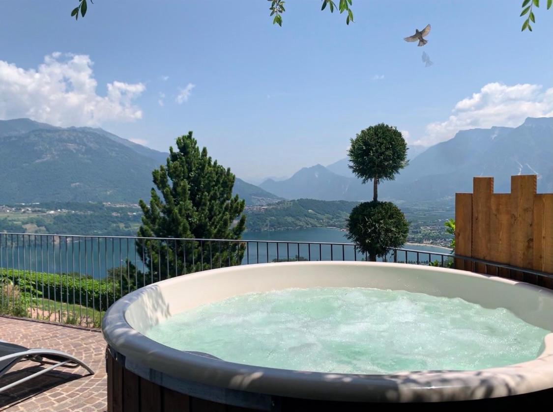 Alpinlake Lodge & Wellness Bosentino Екстериор снимка