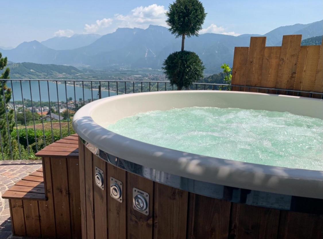 Alpinlake Lodge & Wellness Bosentino Екстериор снимка